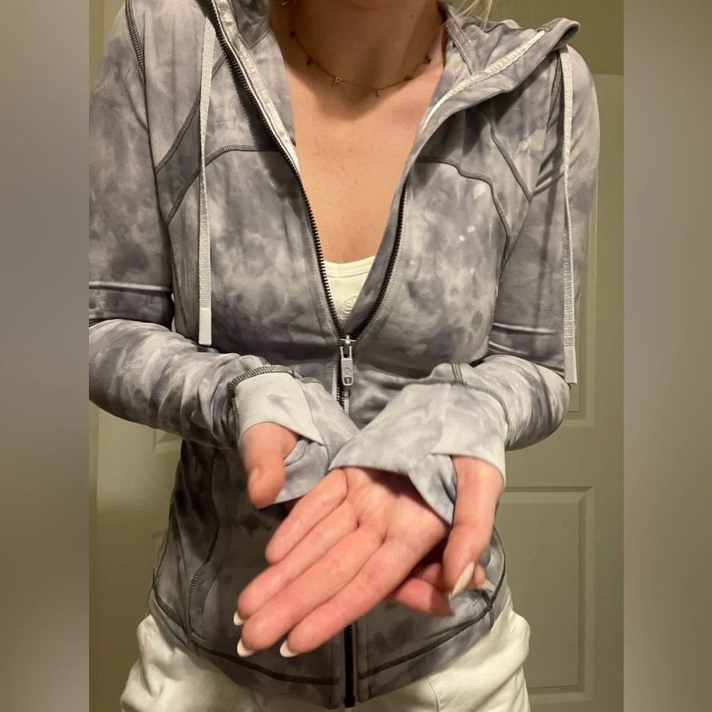LULULEMON/ full zip hoodie - Picture 3 of 13